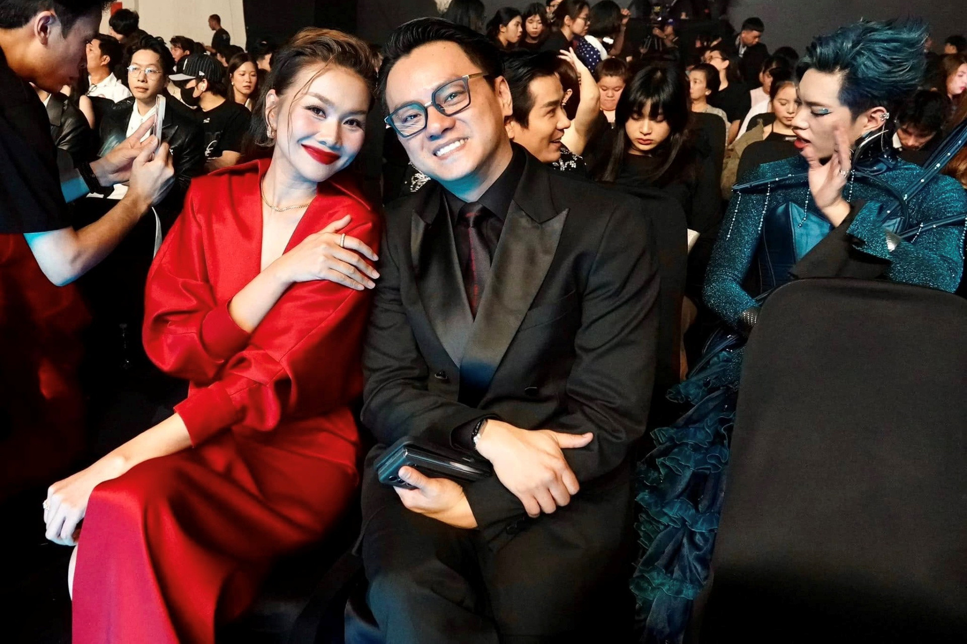Bật mí về nhạc trưởng chơi mô-tô, mê đi phượt và vợ là siêu mẫu số 1 showbiz Việt