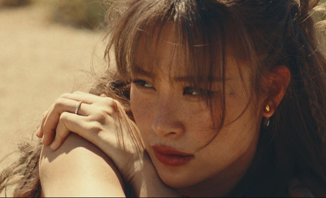 Đông Nhi ra MV mới