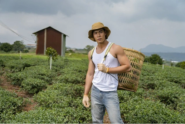 Chàng trai Khmer từng là Nam vương Toàn cầu giờ ra sao?