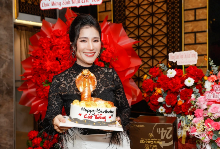 MC Cát Tường U50 vẫn nặng gánh, luôn chờ đợi người đàn ông phù hợp