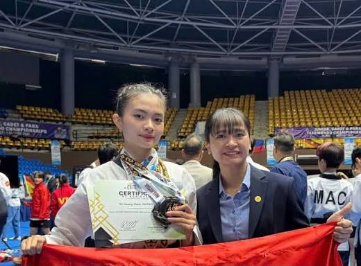 "Mục tiêu kép" của nữ sinh Sư phạm nhận Huân chương Lao động hạng Ba