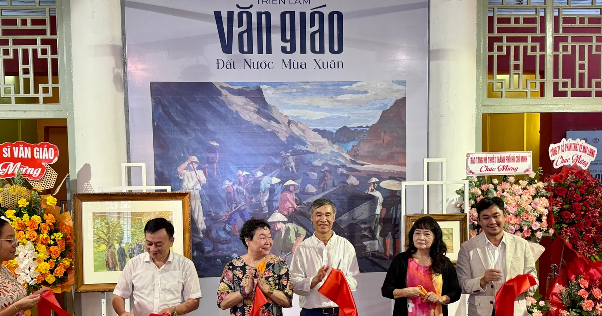 Đất nước mùa xuân và di sản của bậc thầy chất liệu bột màu Việt Nam