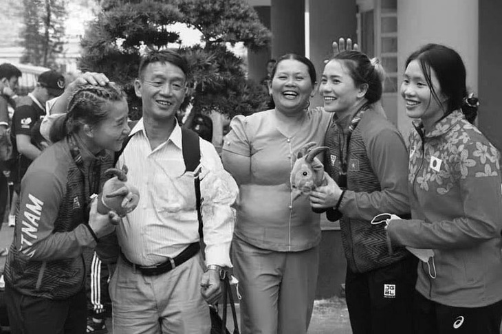 Cục Thể dục thể thao chia buồn với ba chị em mất cha sau khi giành HCV SEA Games 33