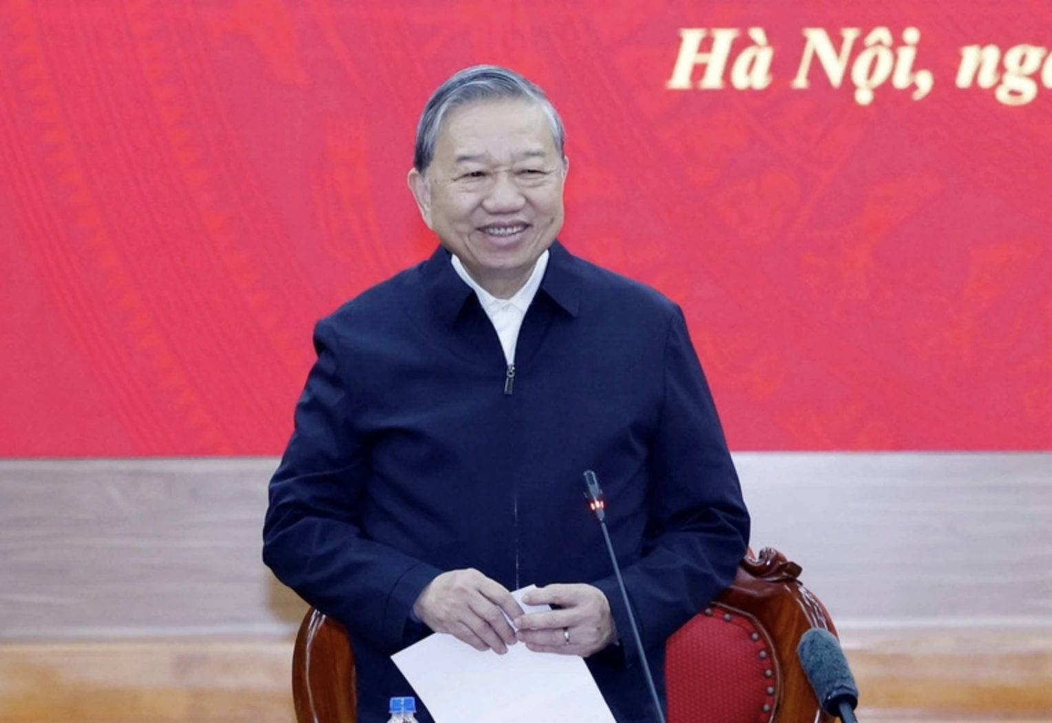 Tổng Bí thư: Đổi mới mô hình phát triển, thúc đẩy tăng trưởng 2 con số